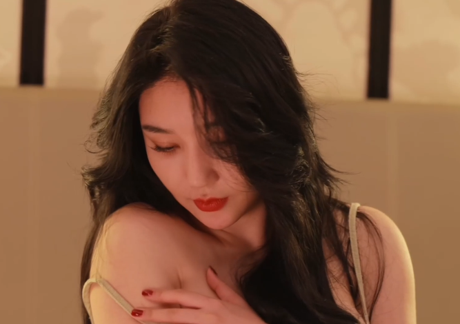 图片[6]-金丝雀与掌控者（第一季）教母Eliy-深夜剧场