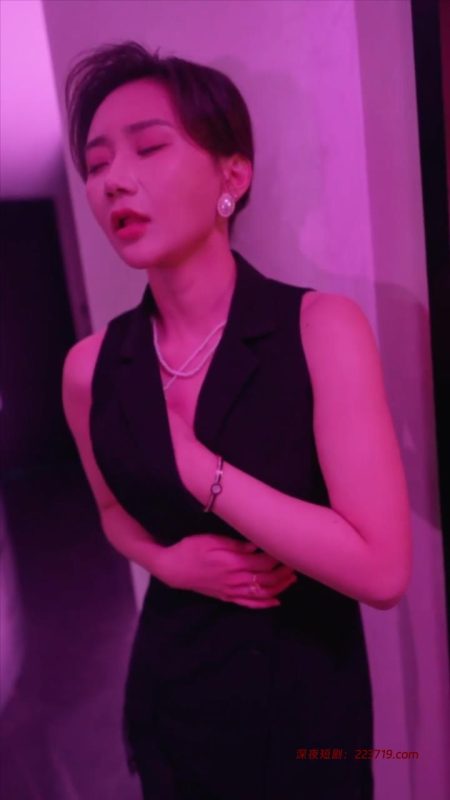 豪门之外&无法自拔&家门之外&霞光漫城（全集）小张星颖、沙酱-深夜剧场